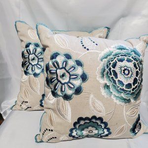 Set of 2 Decorative Pillows - Mint, Tan, Navy